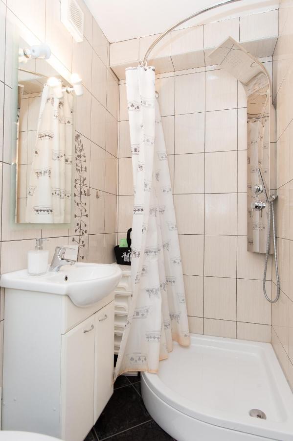 Beautiful Cozy Apartment Jug In Nice Neighbourhood. Сплит Екстериор снимка