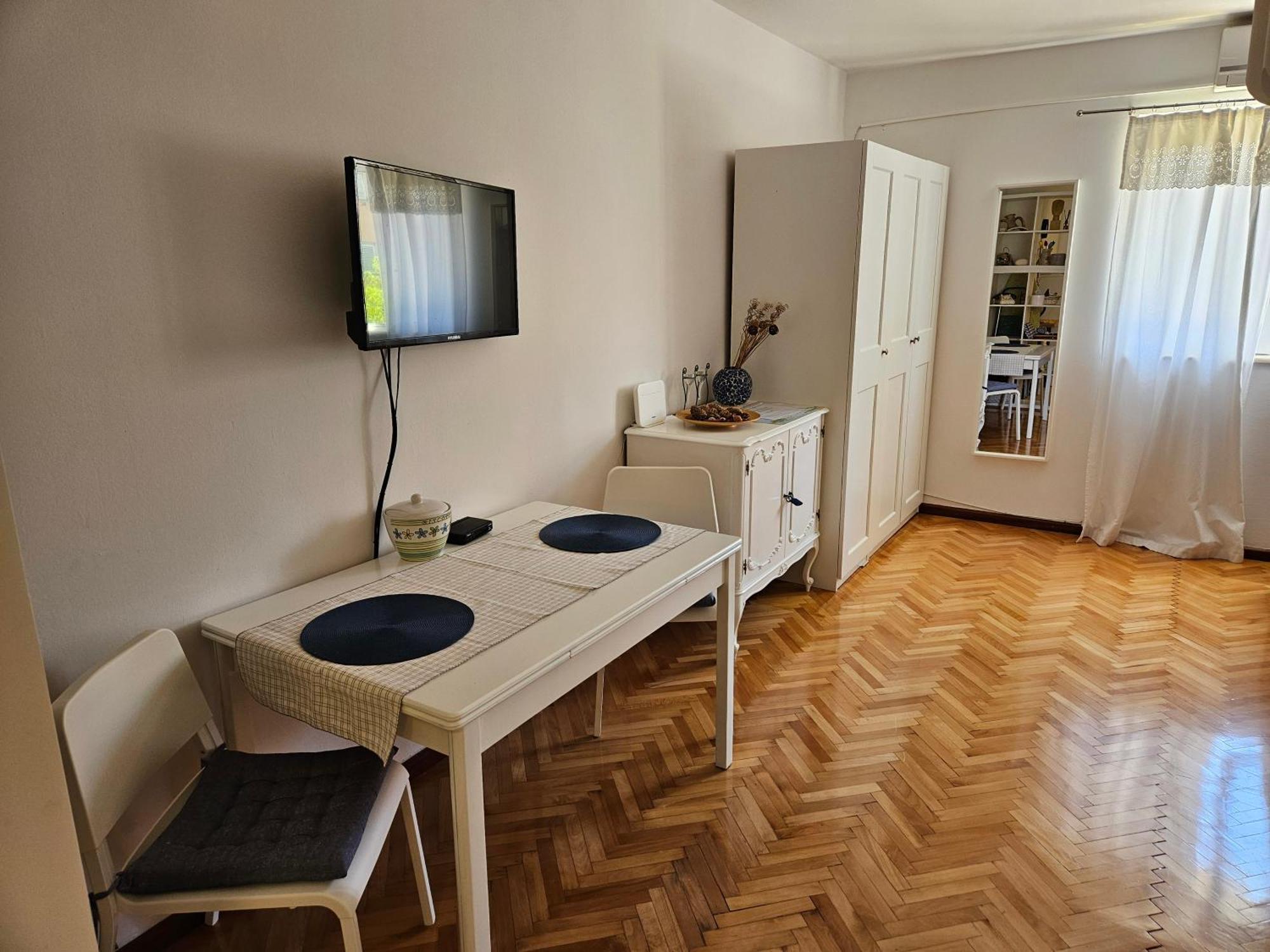 Beautiful Cozy Apartment Jug In Nice Neighbourhood. Сплит Екстериор снимка